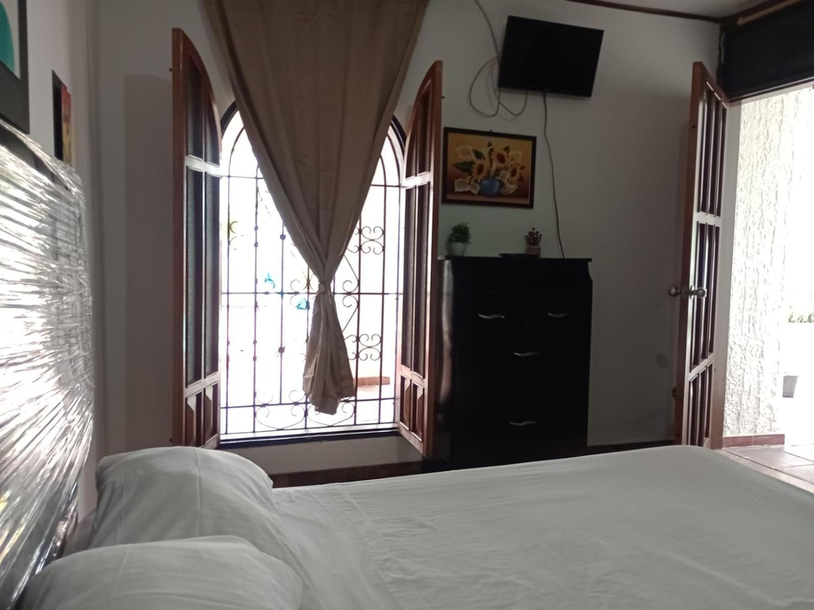 The Chill in Mansion Hostel Santa Marta Esterno foto