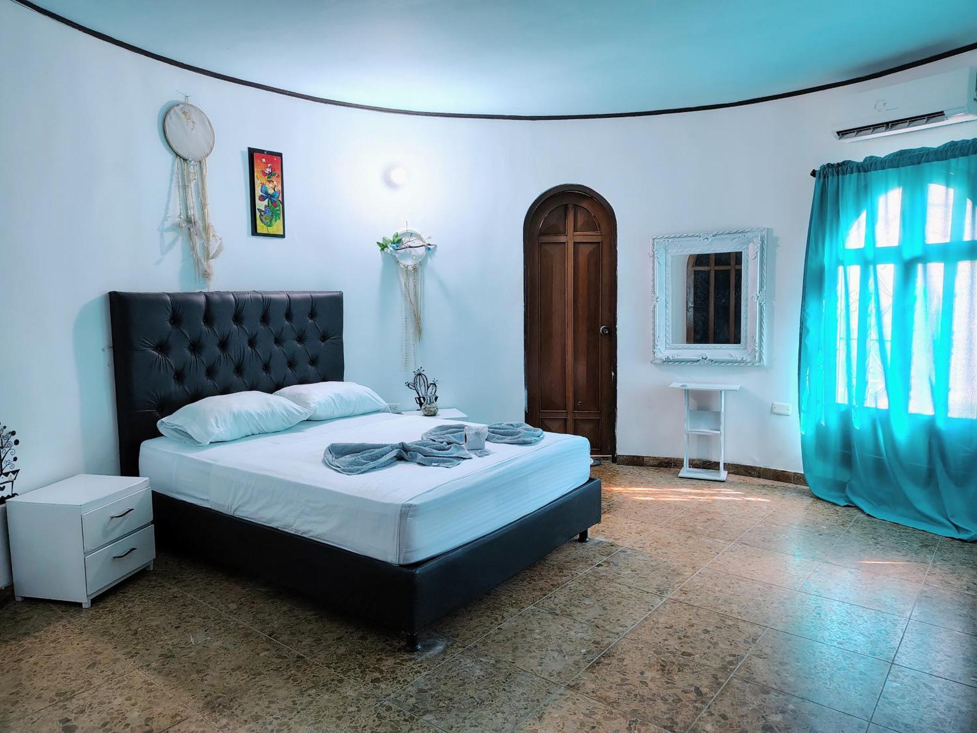 The Chill in Mansion Hostel Santa Marta Esterno foto