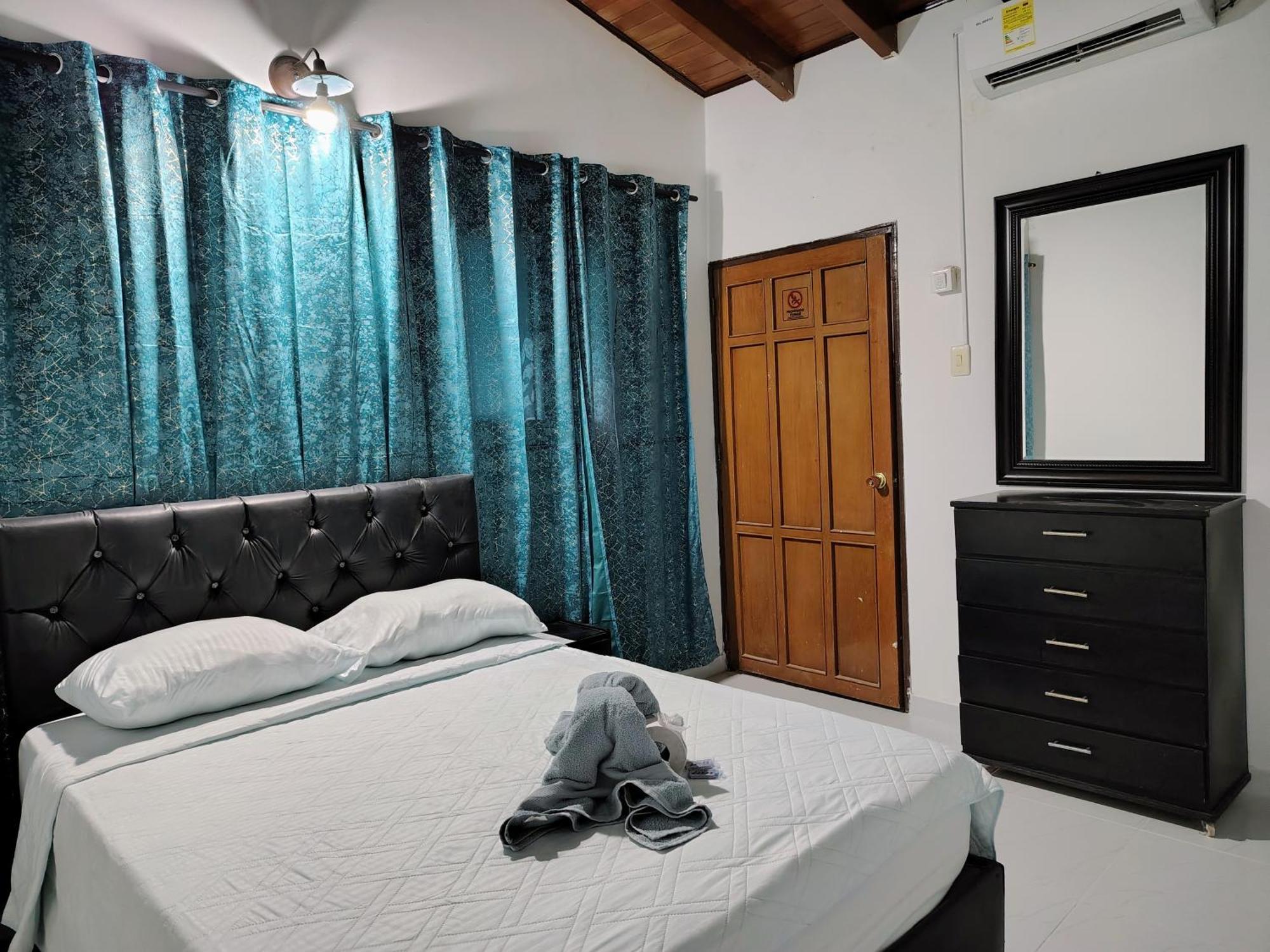 The Chill in Mansion Hostel Santa Marta Esterno foto