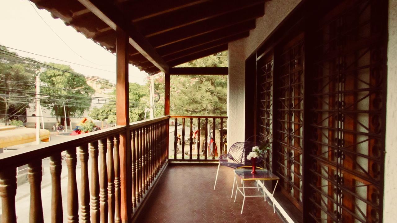 The Chill in Mansion Hostel Santa Marta Esterno foto